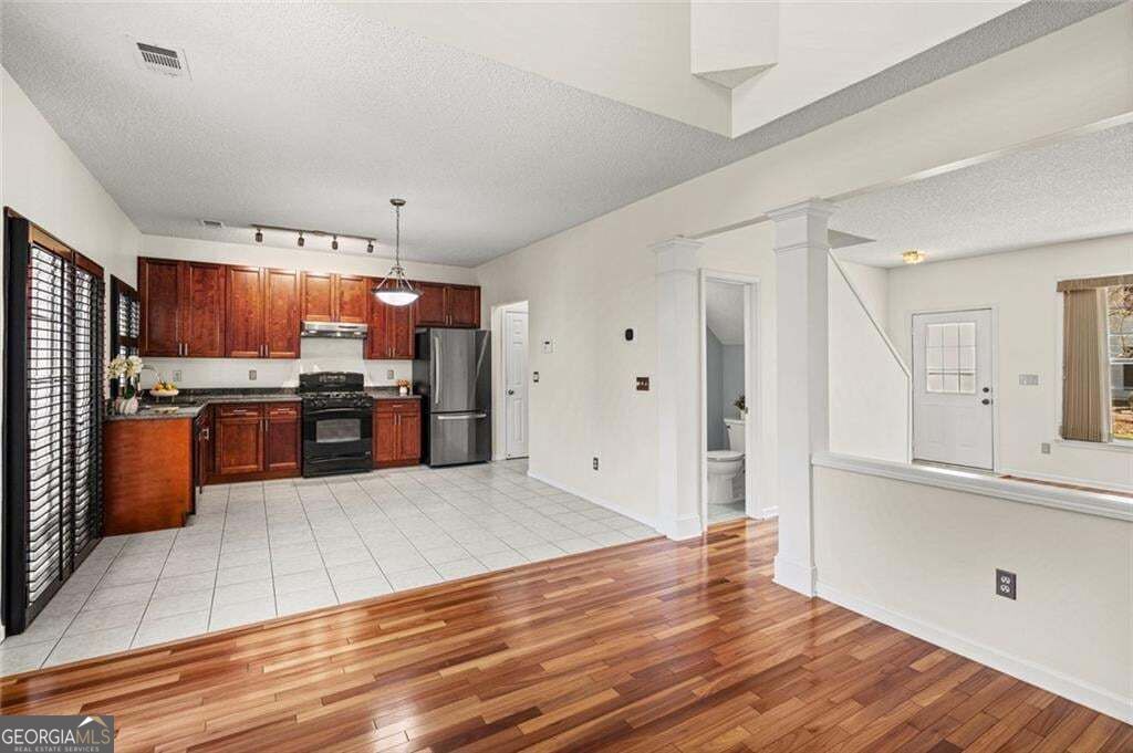 30 Devonshire Court Property Photo 17
