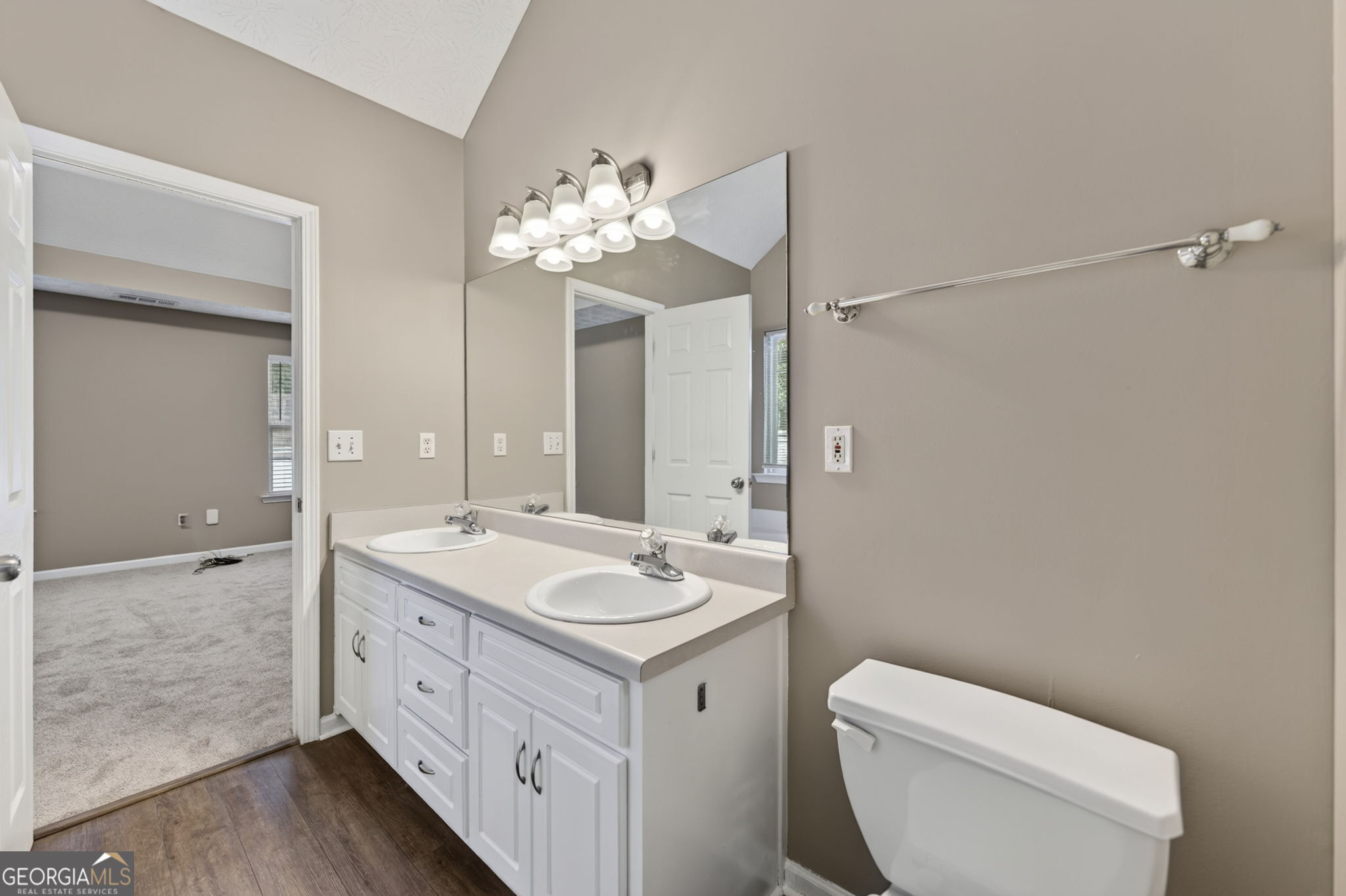 914 Masters Drive Property Photo 27