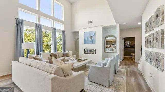 5618 Rosehall Place Property Photo 3