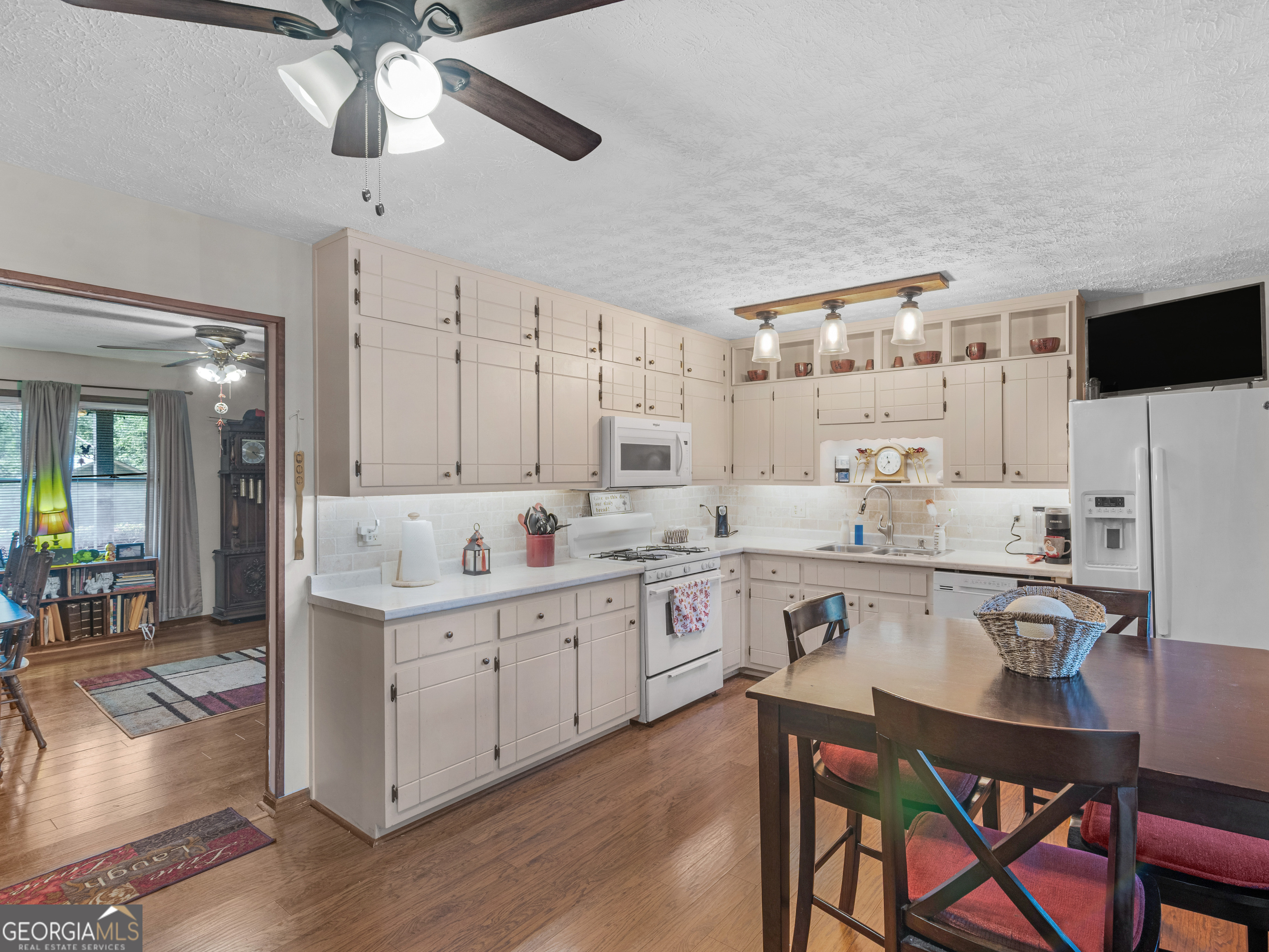 2037 Hampton Locust Grove Road Property Photo 11