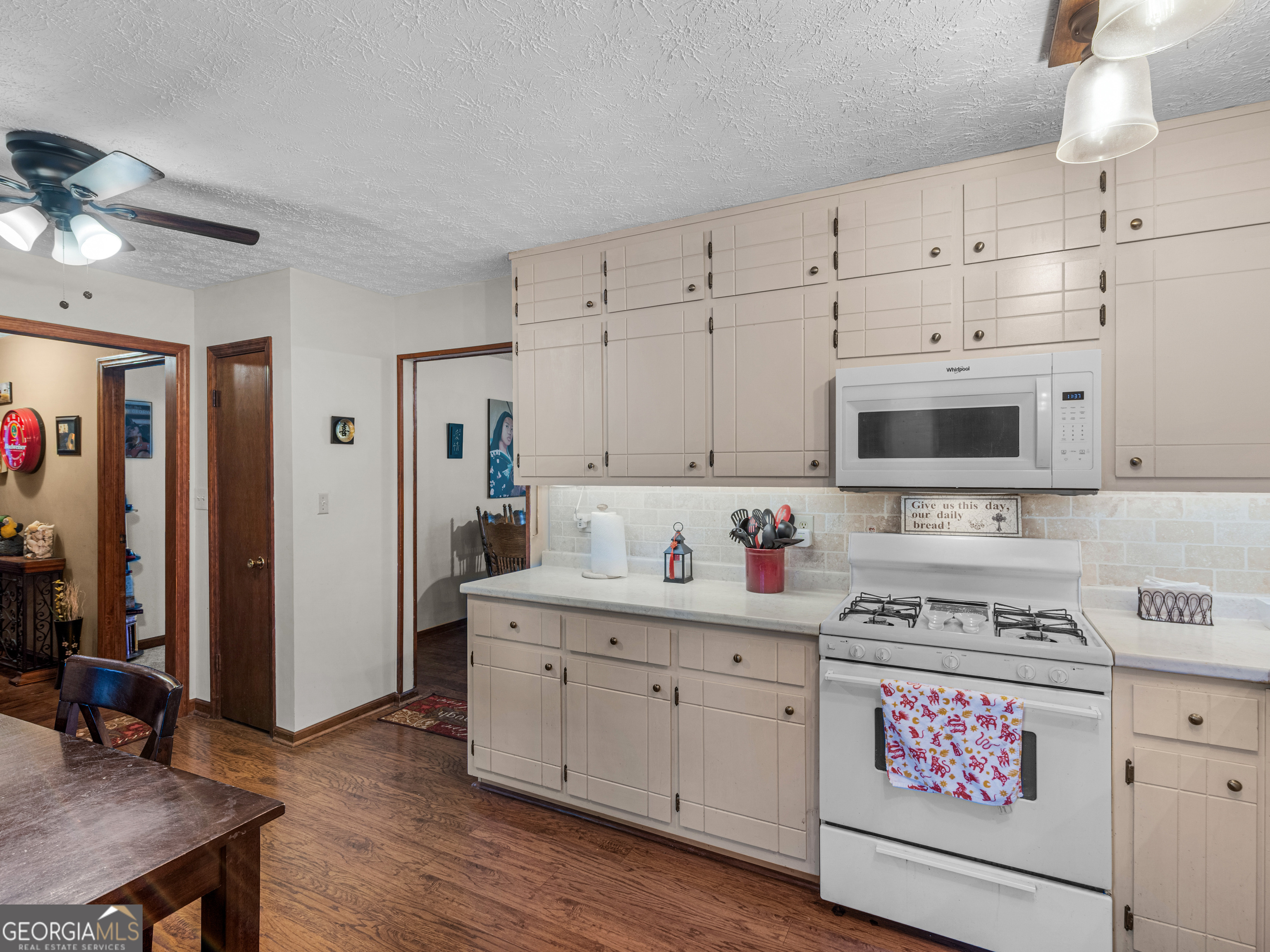 2037 Hampton Locust Grove Road Property Photo 12
