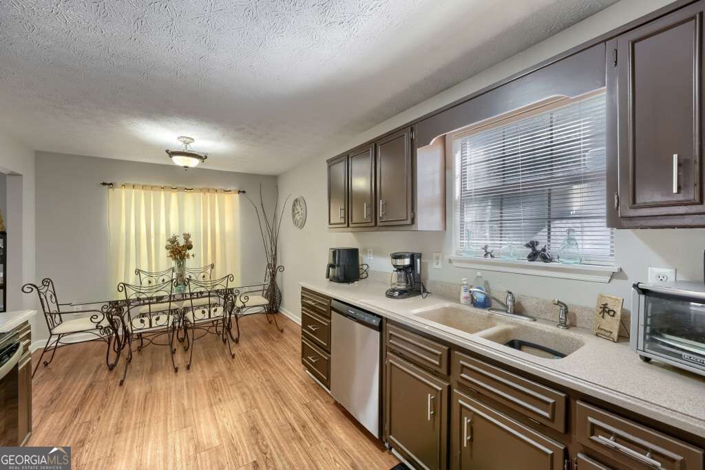 6702 Lakewood Drive Property Photo 16