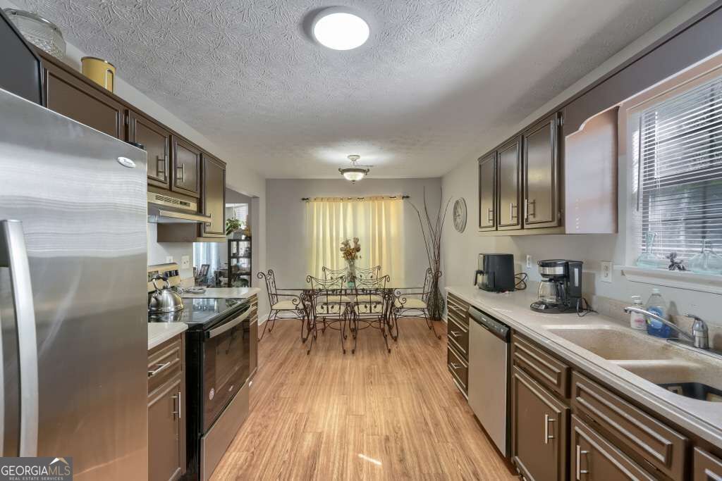 6702 Lakewood Drive Property Photo 17