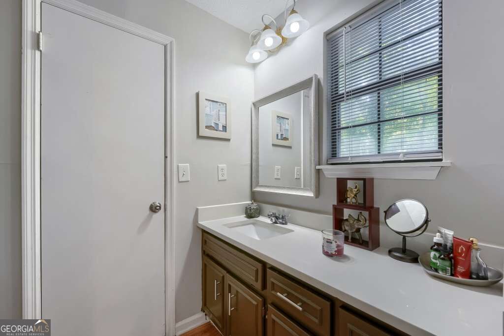 6702 Lakewood Drive Property Photo 22