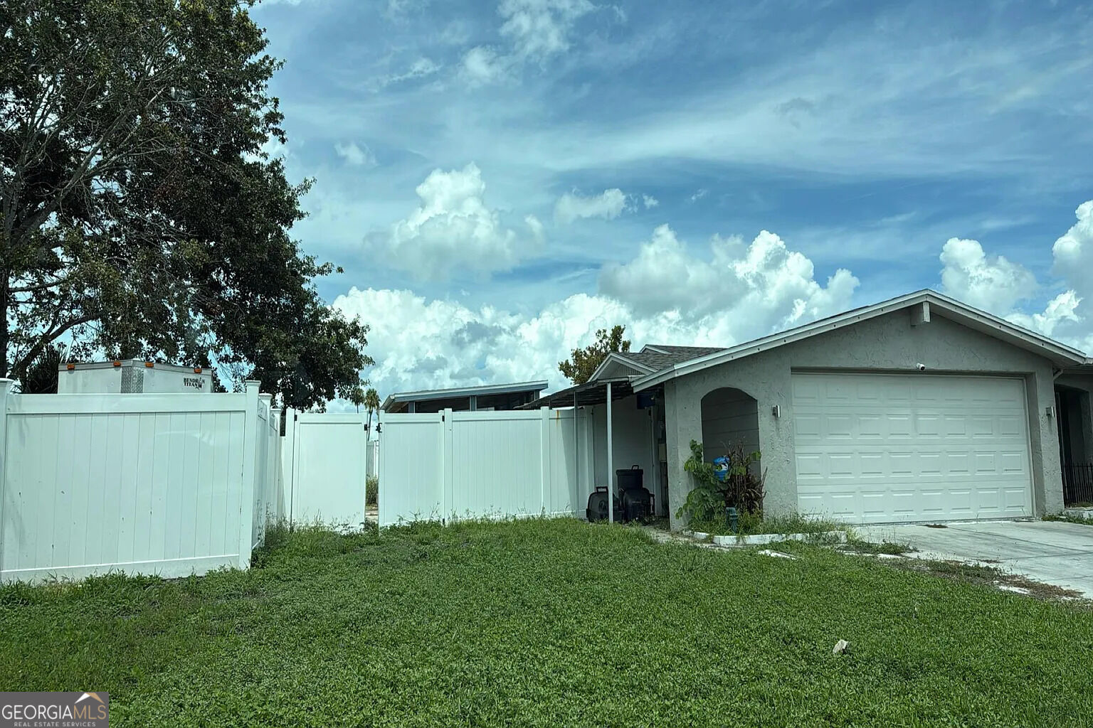 3145 Domino Drive