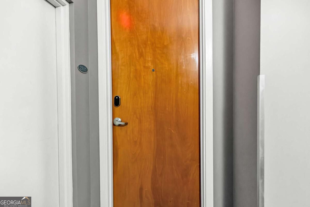 560 Dutch Valley Road Ne # 2315 Property Photo 3