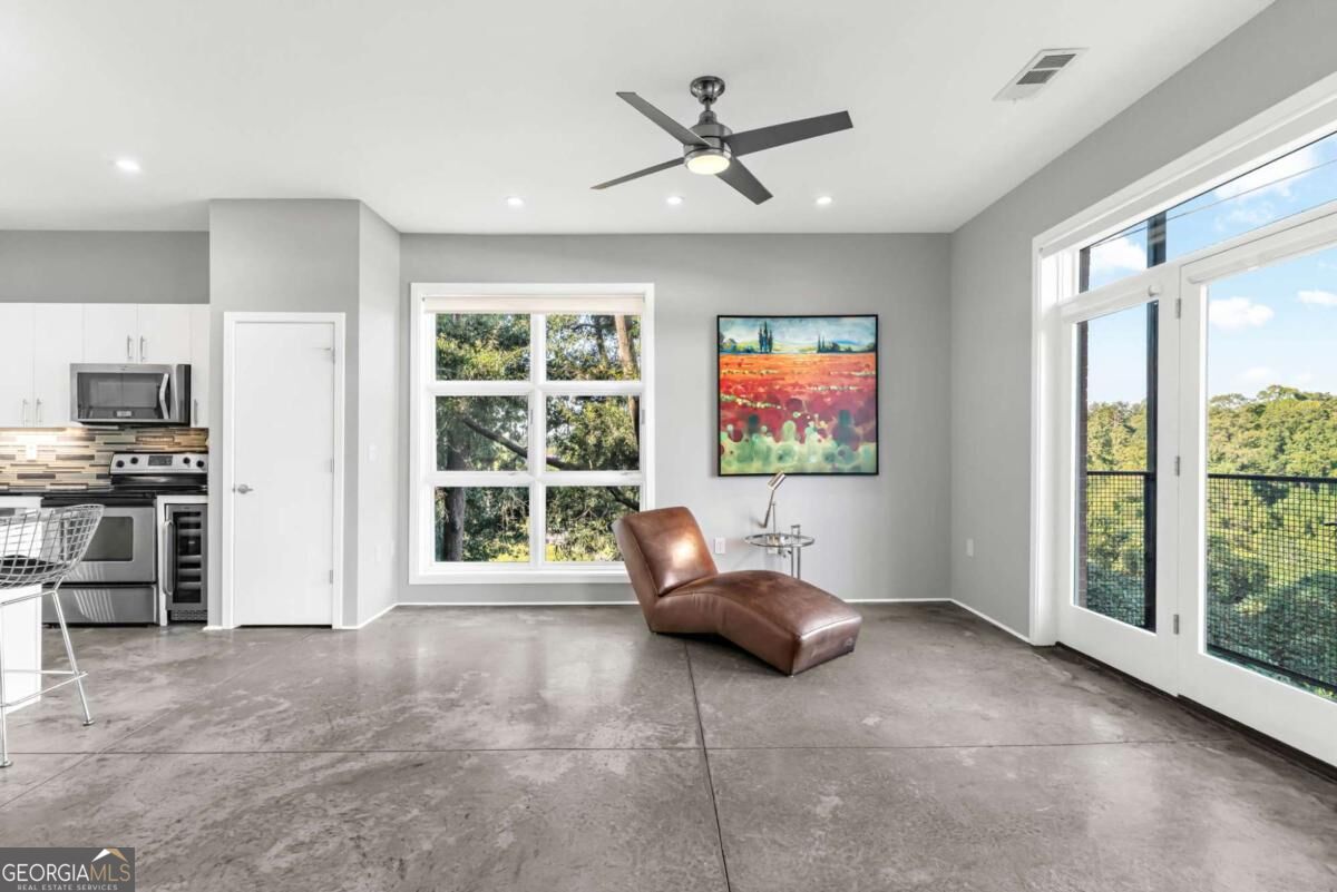 560 Dutch Valley Road Ne # 2315 Property Photo 6