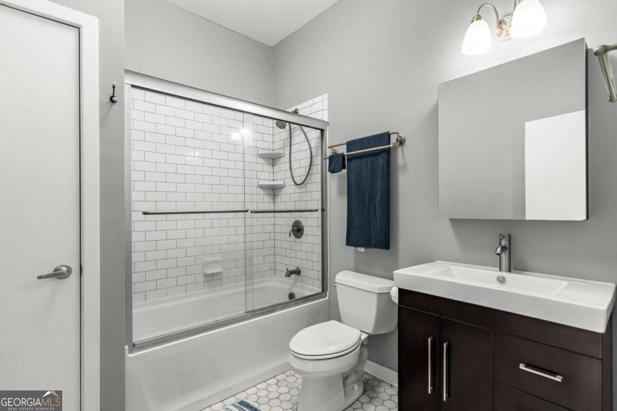 560 Dutch Valley Road Ne # 2315 Property Photo 25