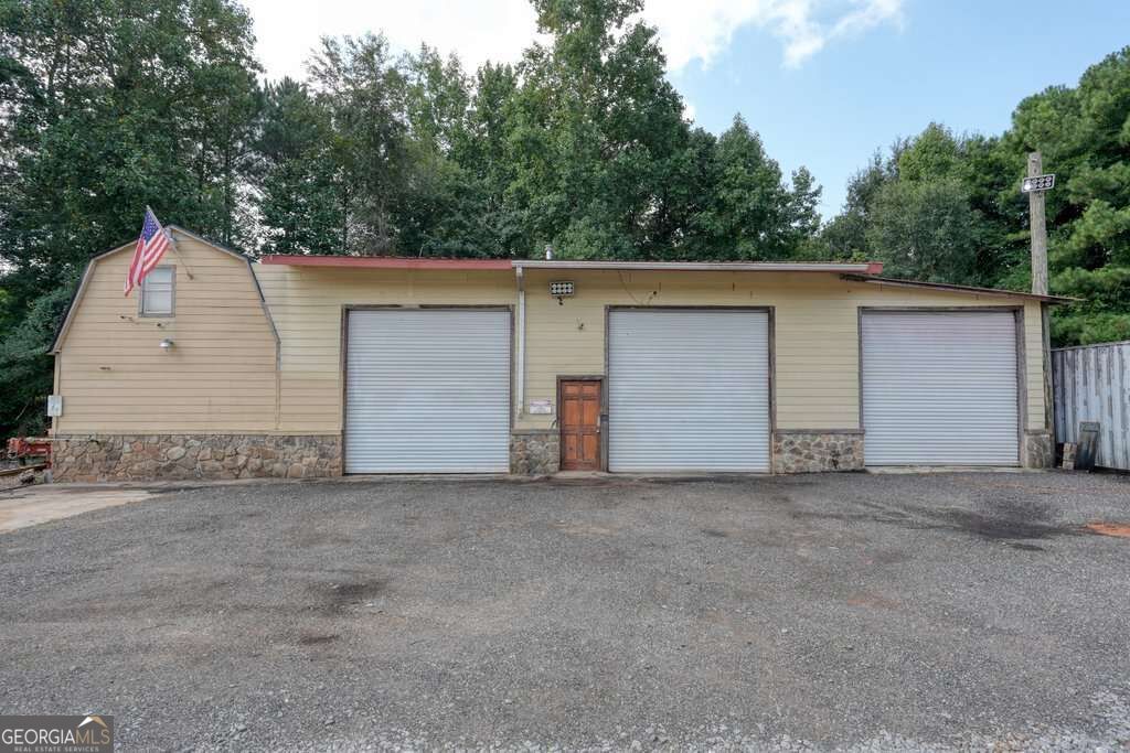 4179 Earney Road Property Photo 6
