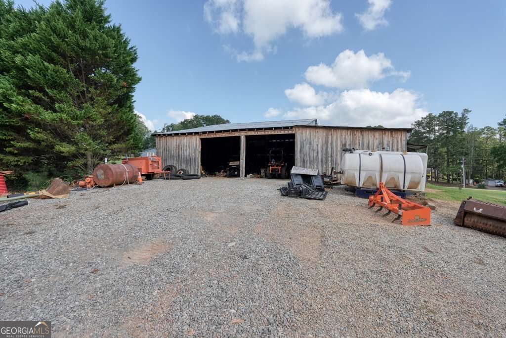 4179 Earney Road Property Photo 7