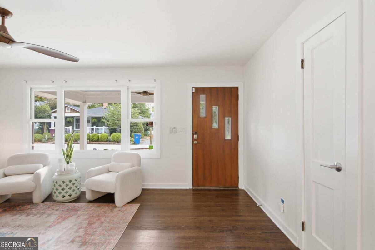 2744 Craigie Avenue Property Photo 7