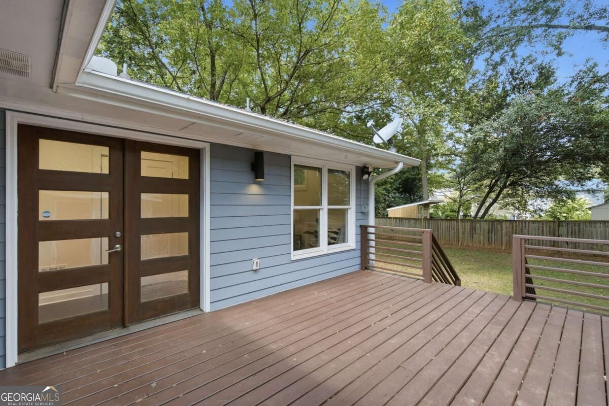 2744 Craigie Avenue Property Photo 31