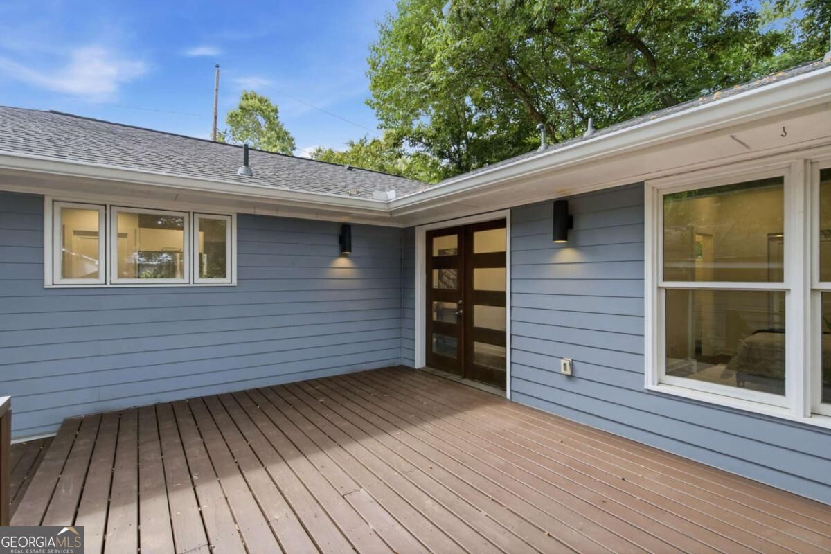 2744 Craigie Avenue Property Photo 32