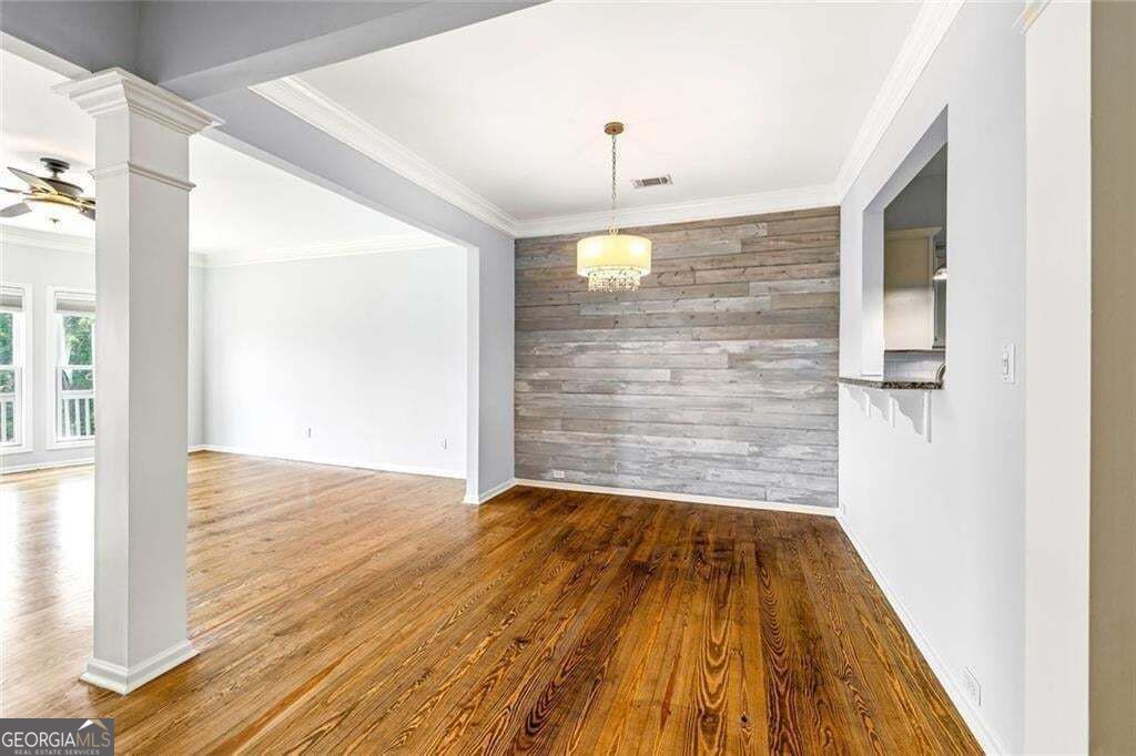 352 Suwanee Avenue Property Photo 11