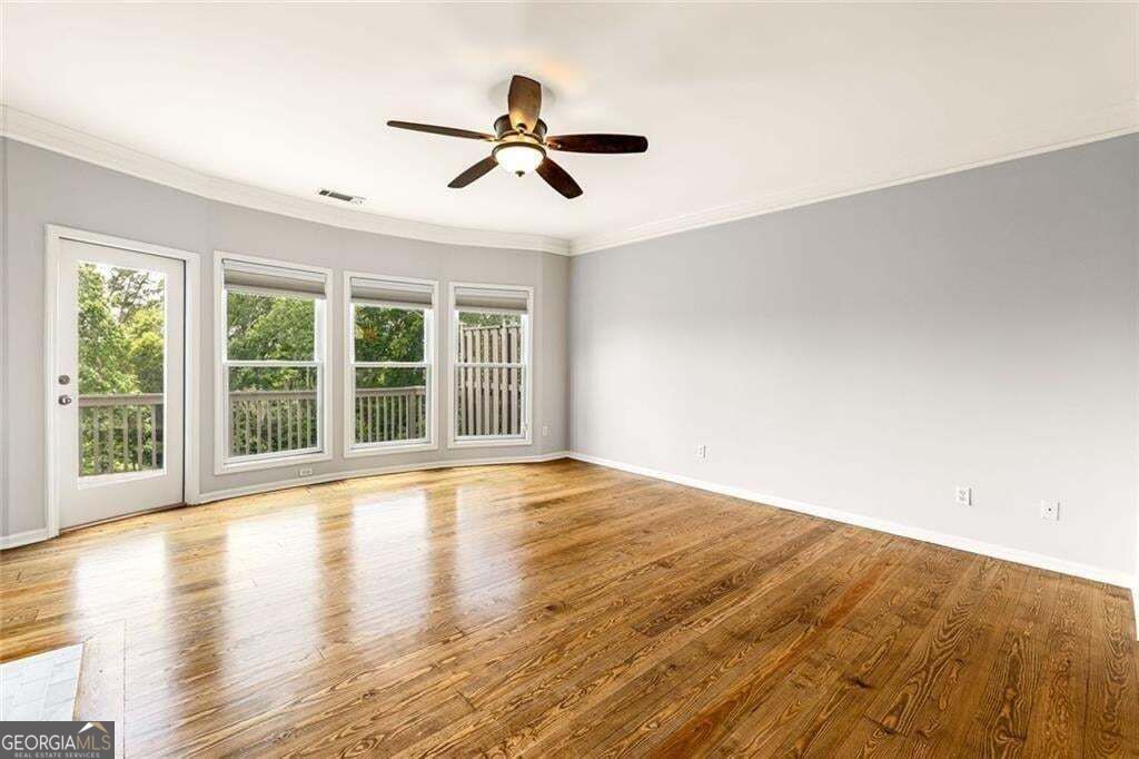 352 Suwanee Avenue Property Photo 12