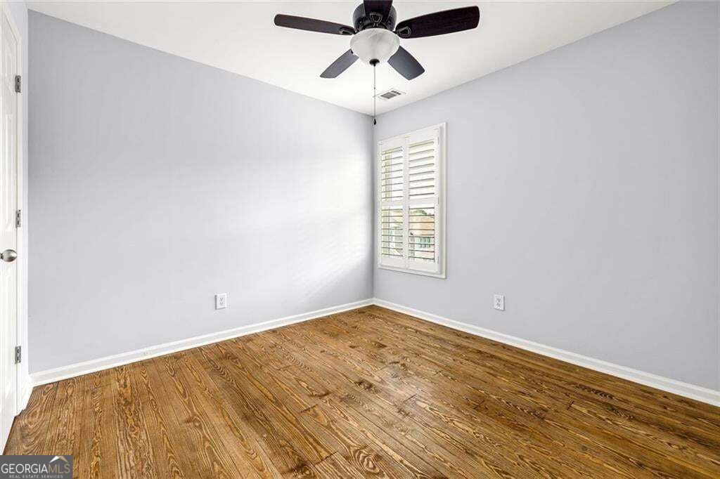 352 Suwanee Avenue Property Photo 18
