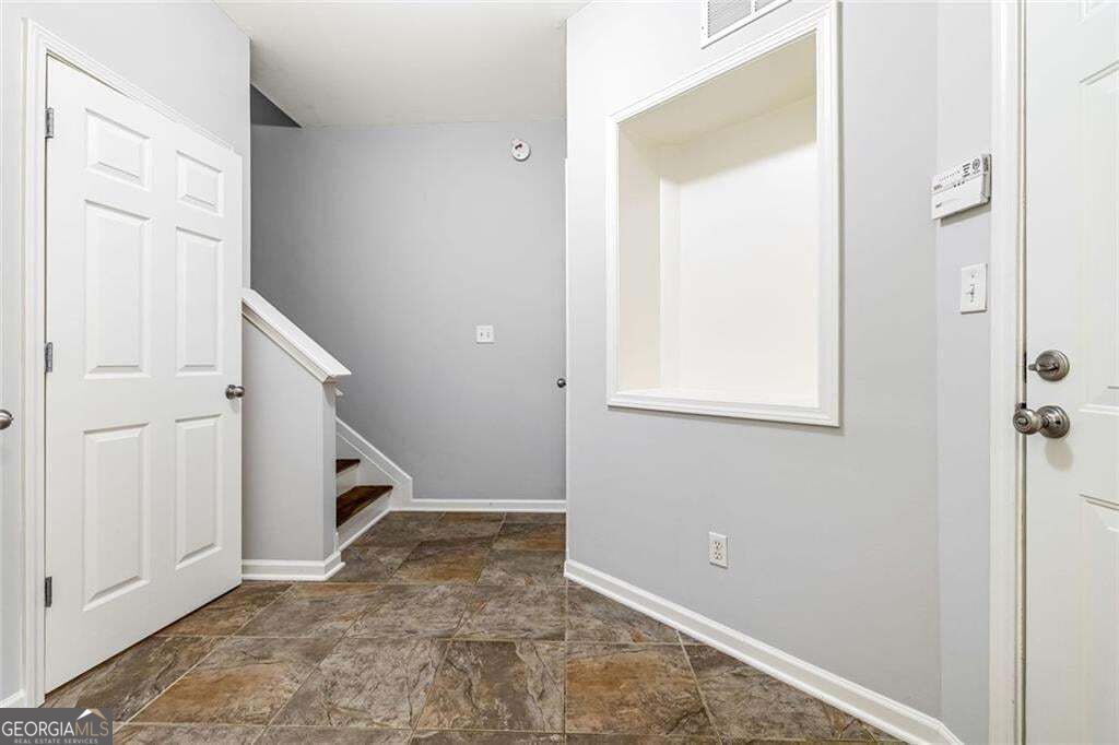 352 Suwanee Avenue Property Photo 22