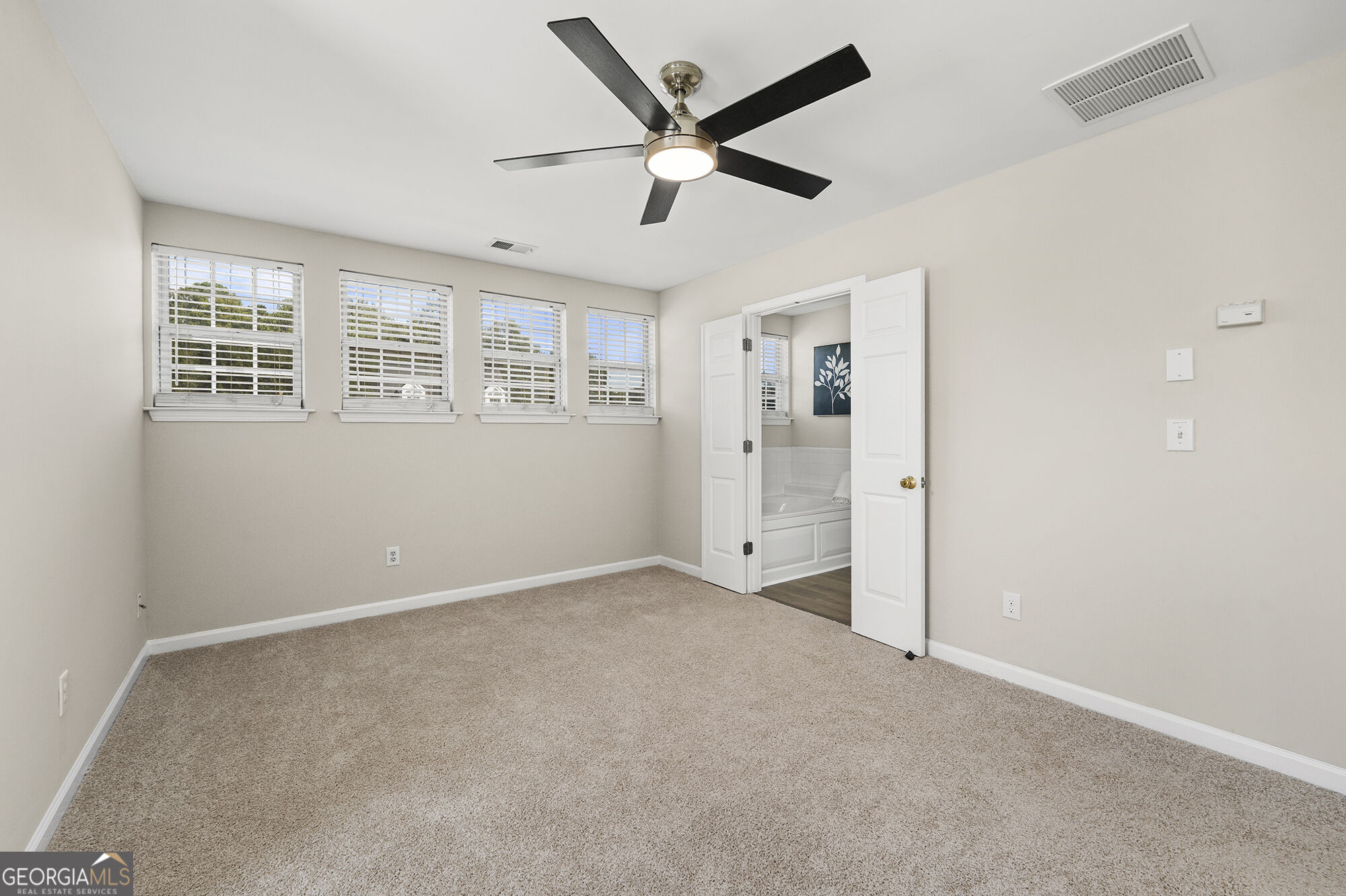 312 Pinehurst Way Property Photo 20