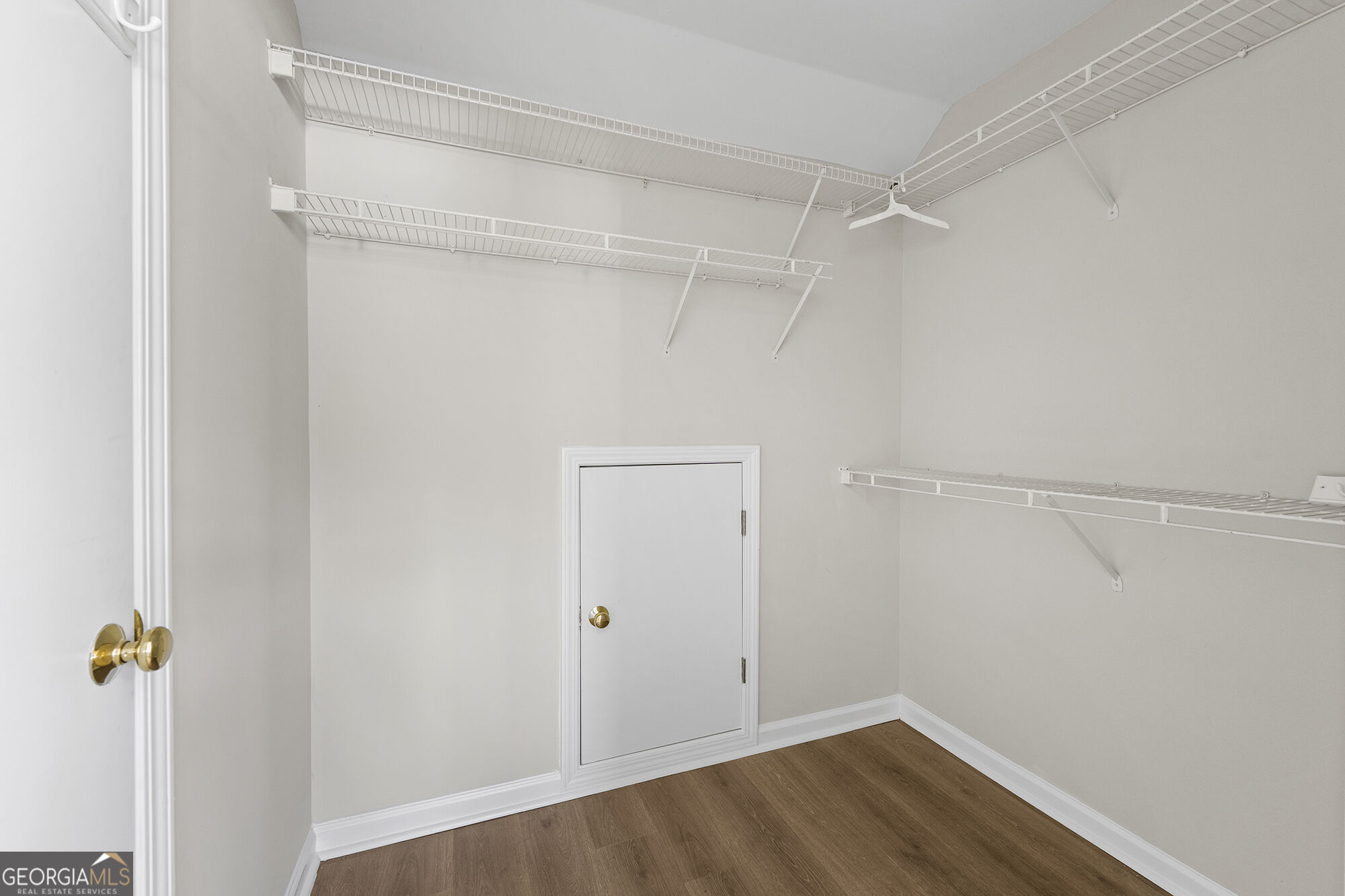 312 Pinehurst Way Property Photo 23