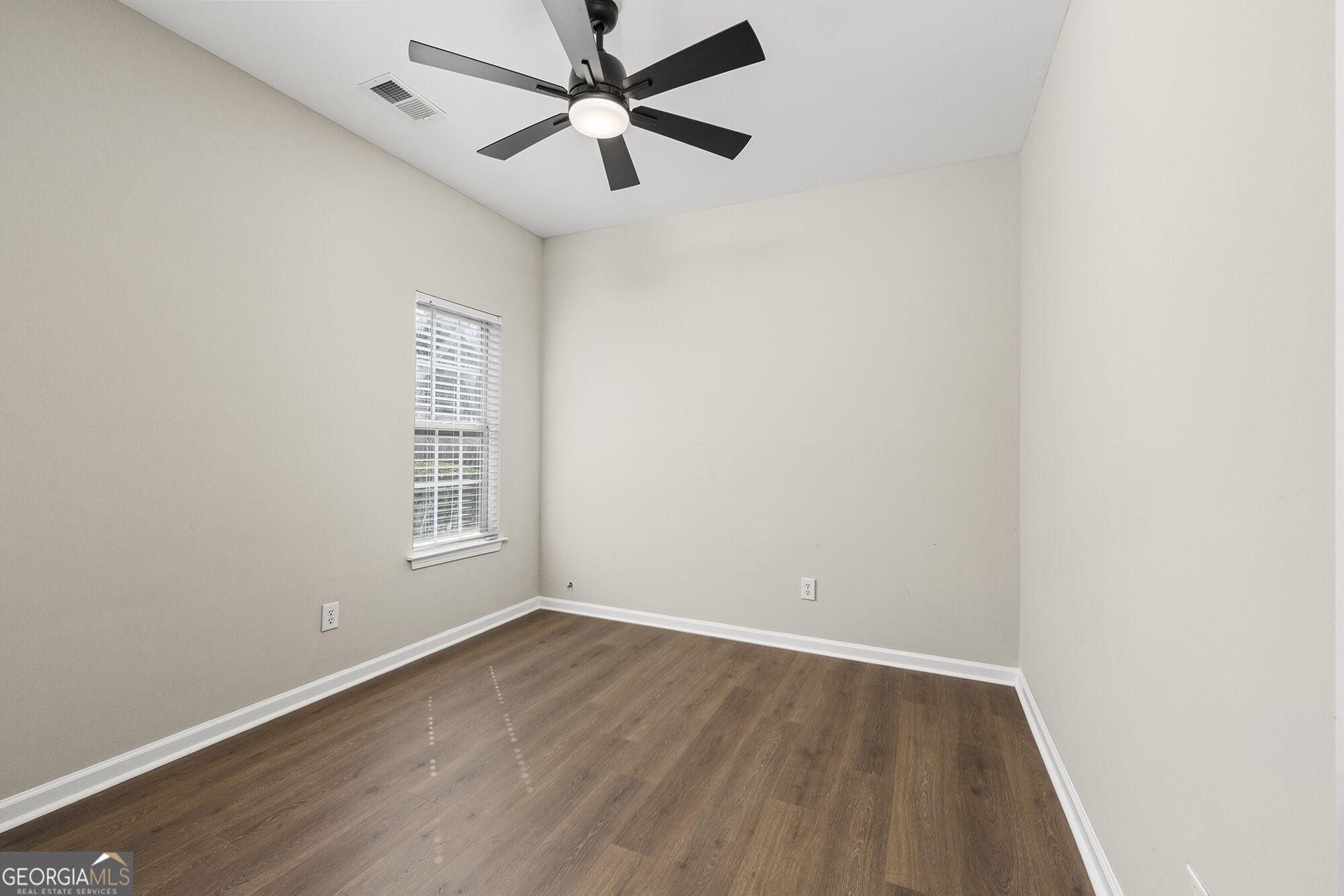 312 Pinehurst Way Property Photo 27