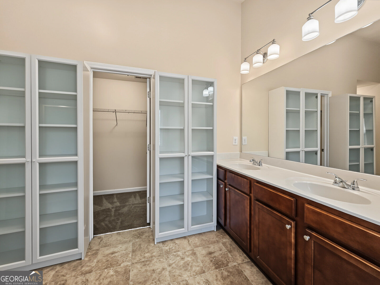 5751 Peltier Trace Property Photo 12