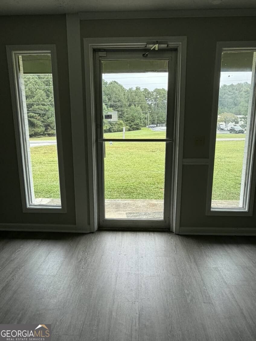 700 Breedlove Drive # D Property Photo 6