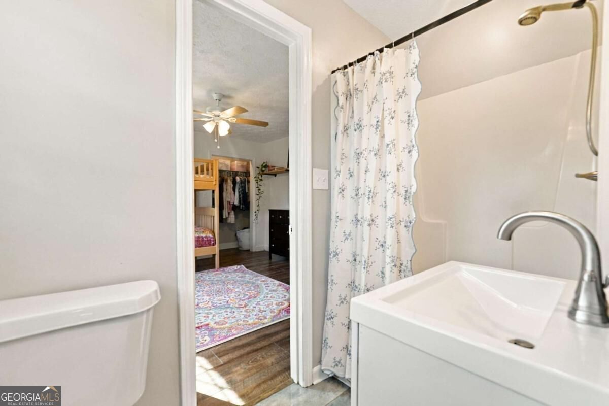 408 White Way Property Photo 27