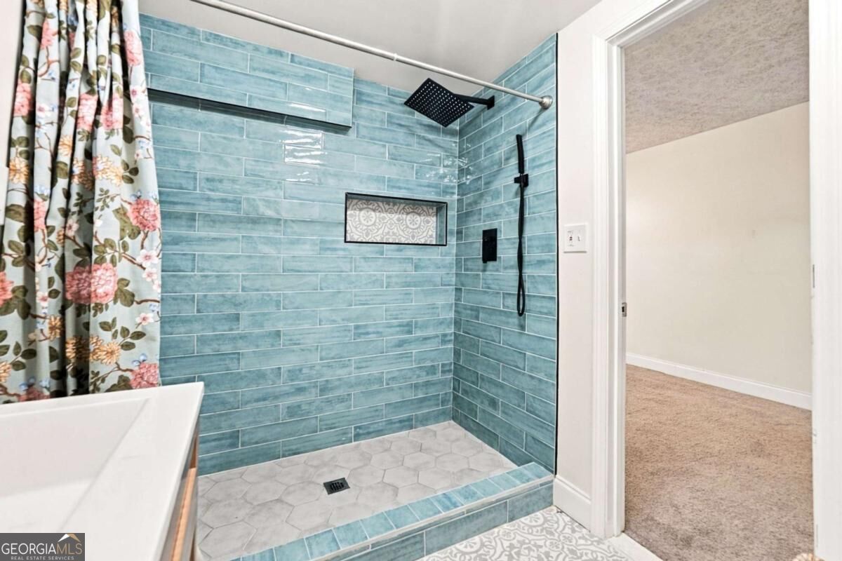 408 White Way Property Photo 32