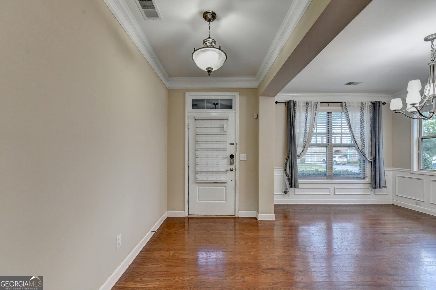 4440 Sanderling Street Property Photo 3