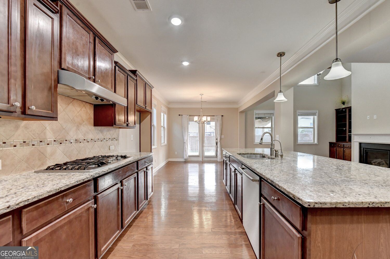 4440 Sanderling Street Property Photo 10