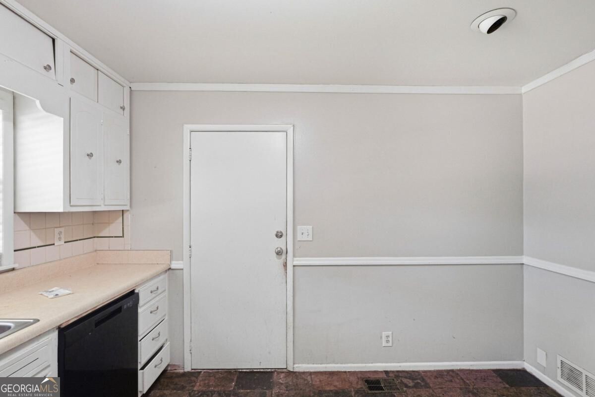1478 Spruce Ridge Way Property Photo 9