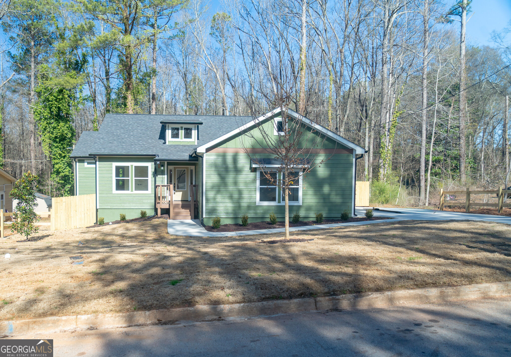 6138 Green Acres Drive Sw Property Photo 1