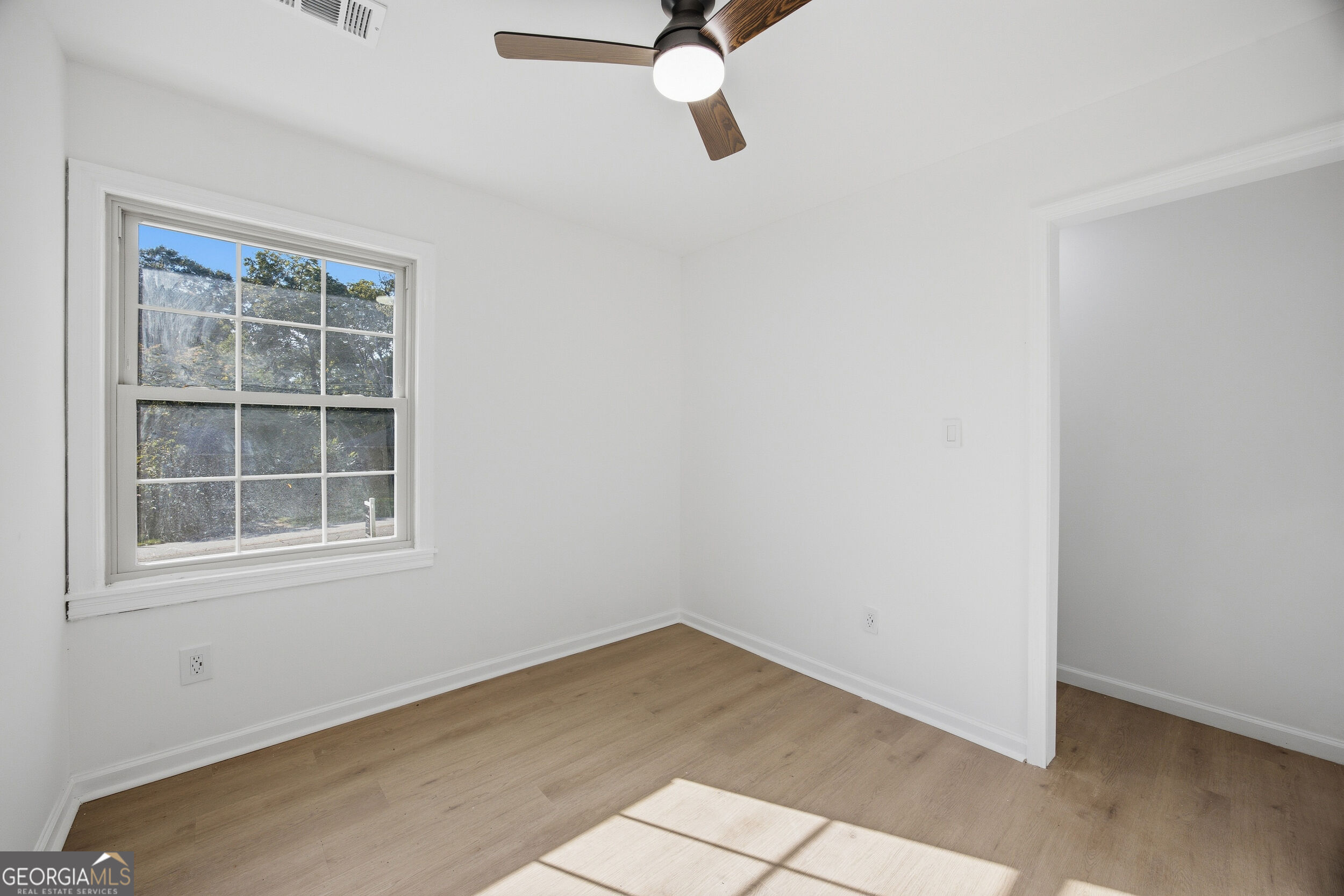2184 Browns Mill Road Se Property Photo 14
