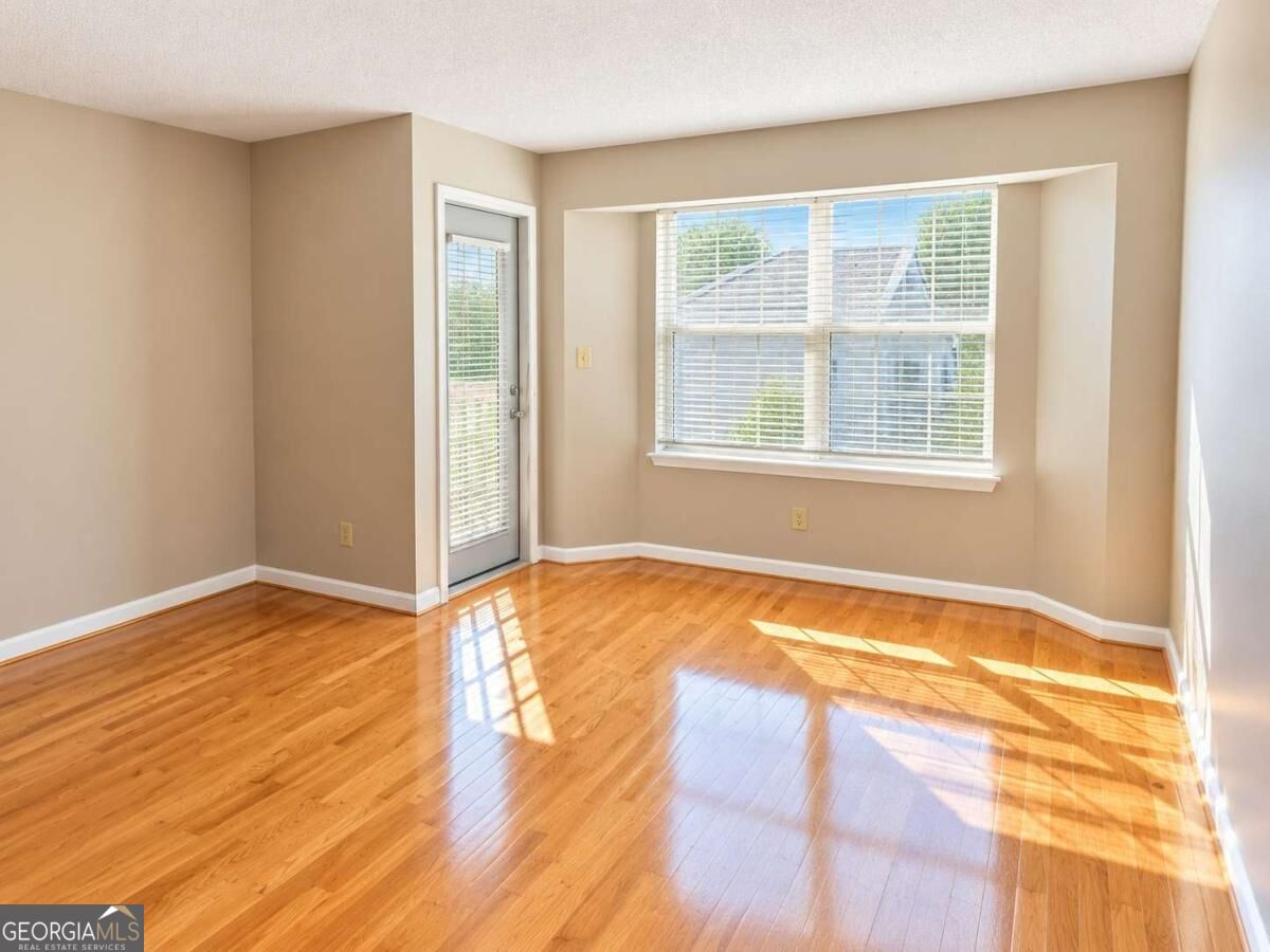 2037 Chastain Park Court Ne Property Photo 2