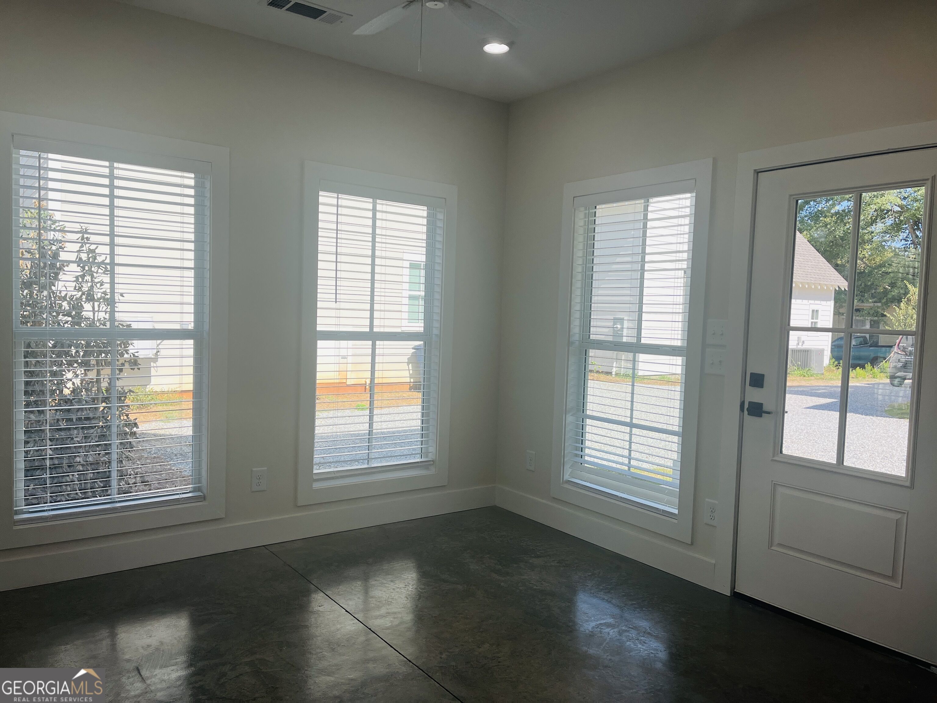 203c Cherry Street Property Photo 3