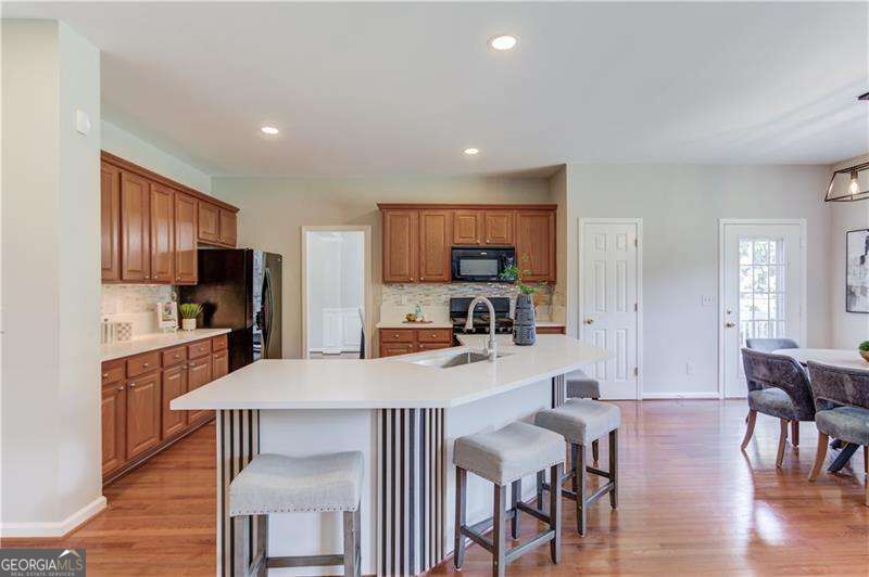 3671 Devenwood Way Property Photo 16