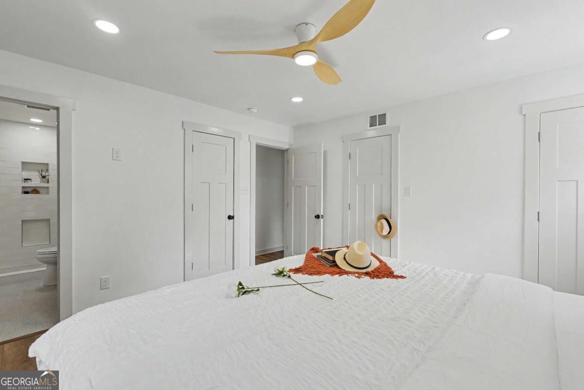 503 Early Street Property Photo 17