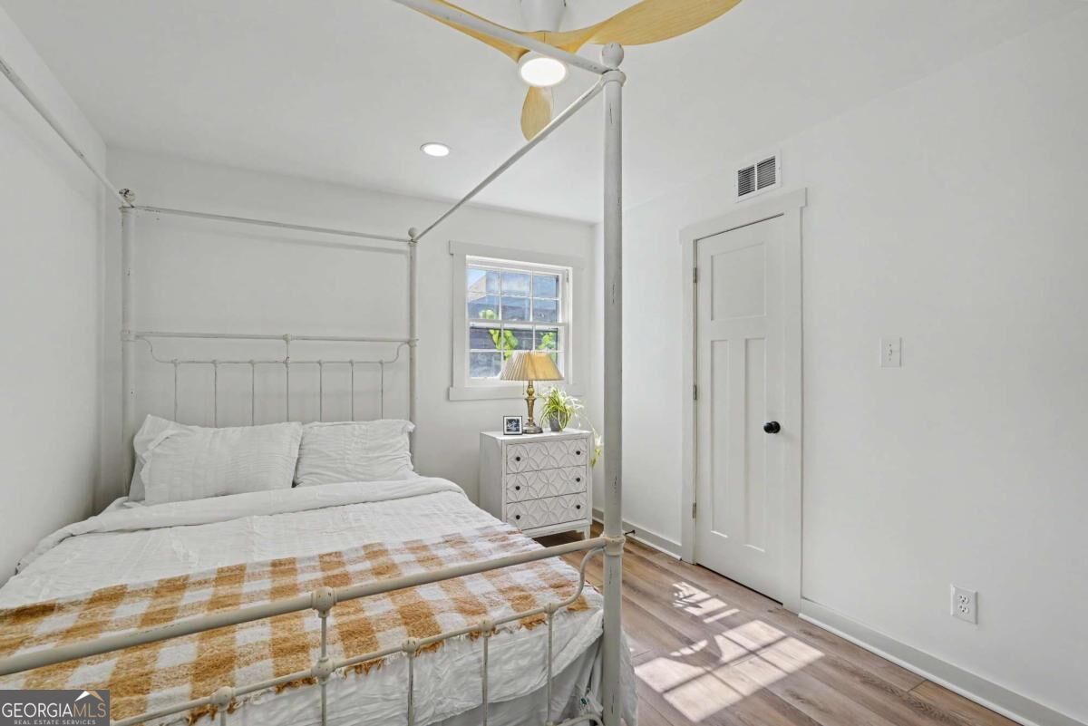 503 Early Street Property Photo 20