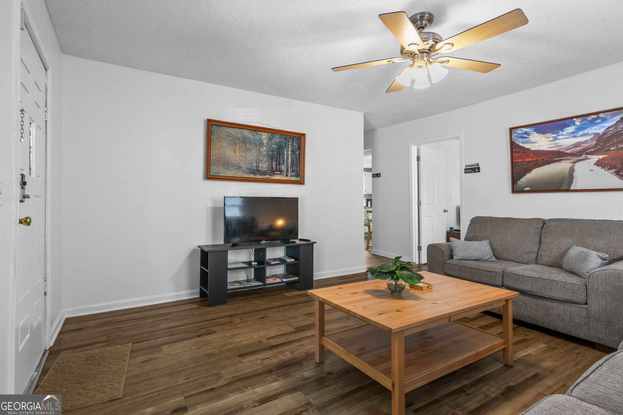 818 Avenue B Ne Property Photo 6