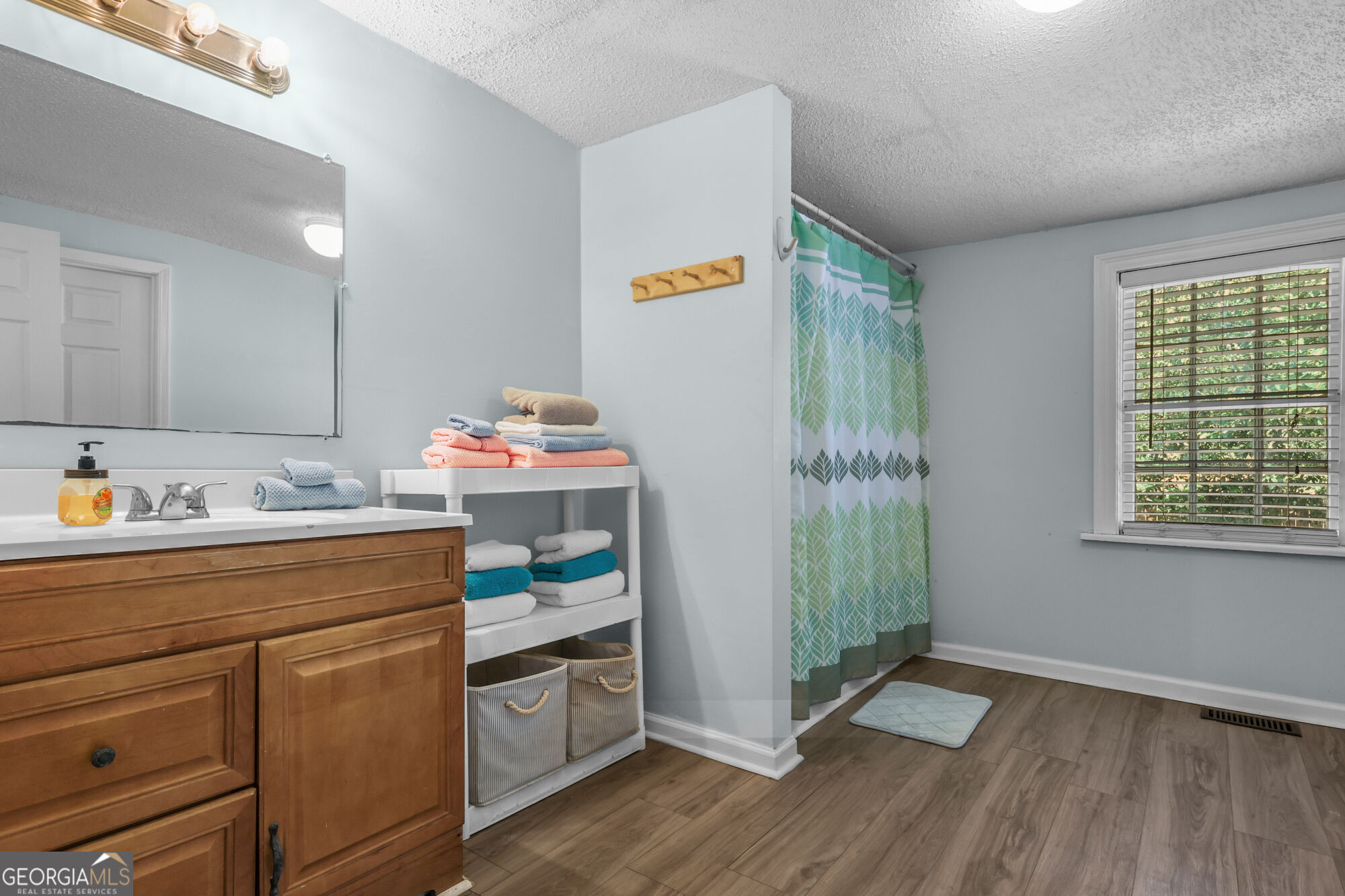 818 Avenue B Ne Property Photo 14
