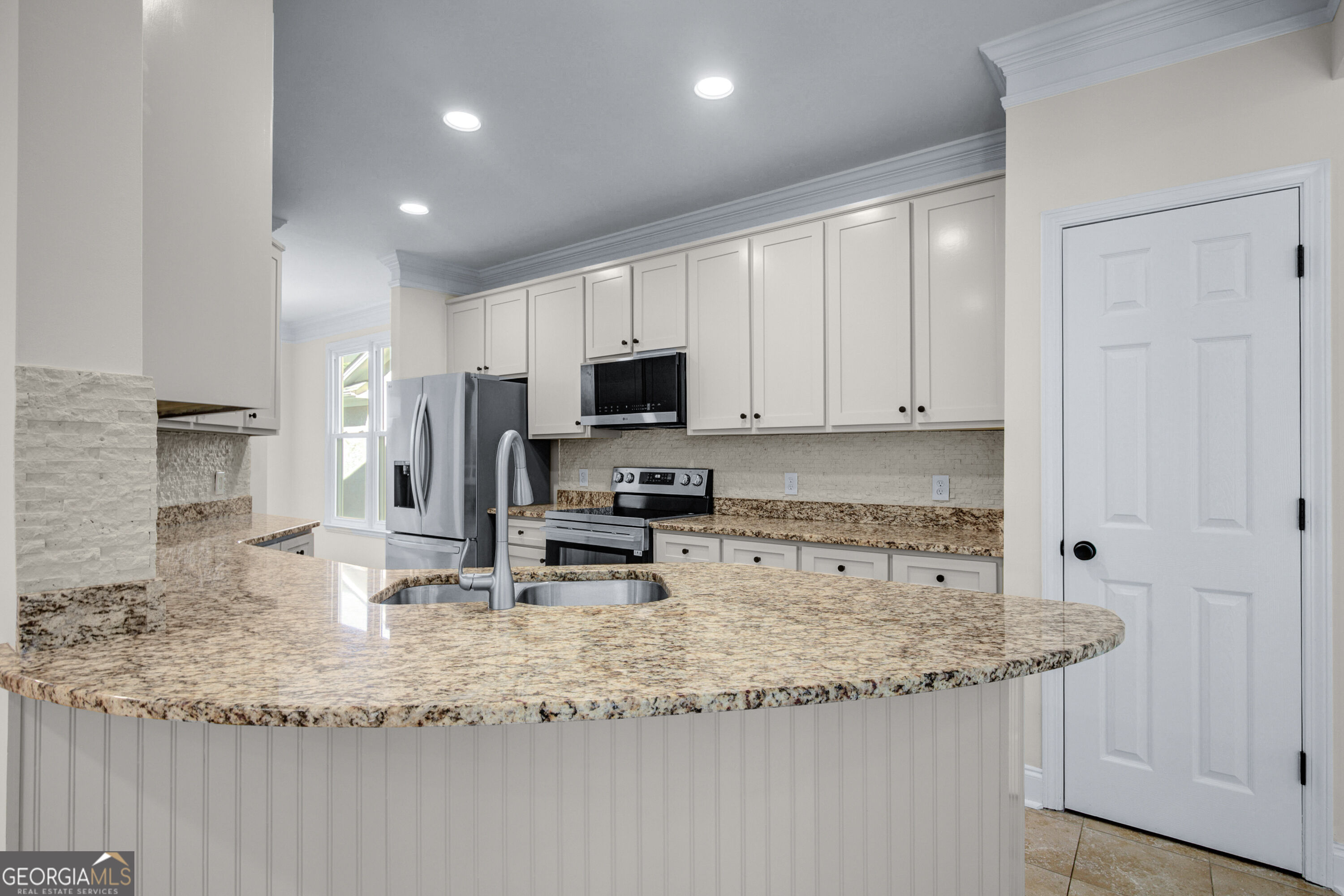 121 Augusta Drive Property Photo 26