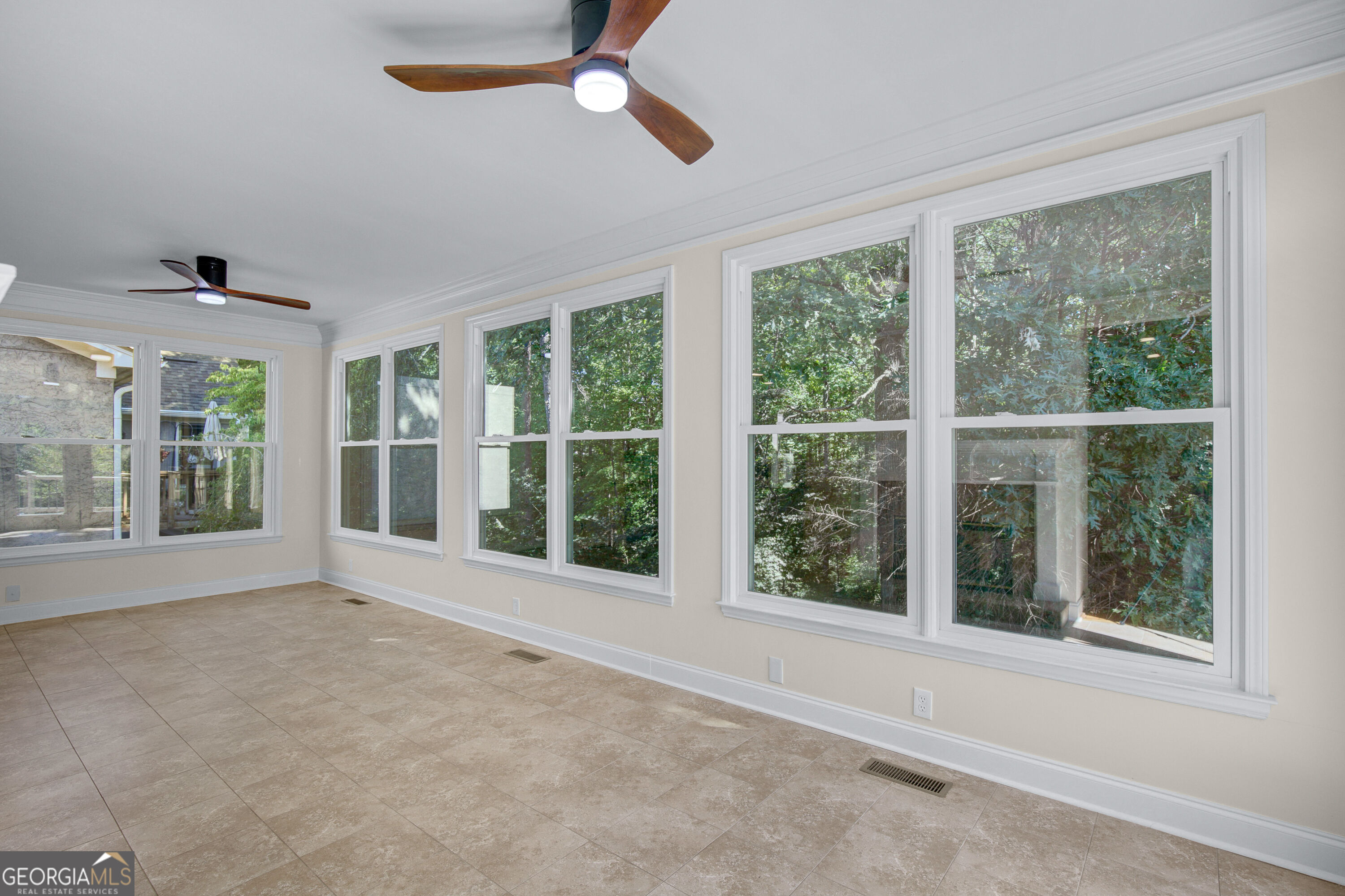 121 Augusta Drive Property Photo 36