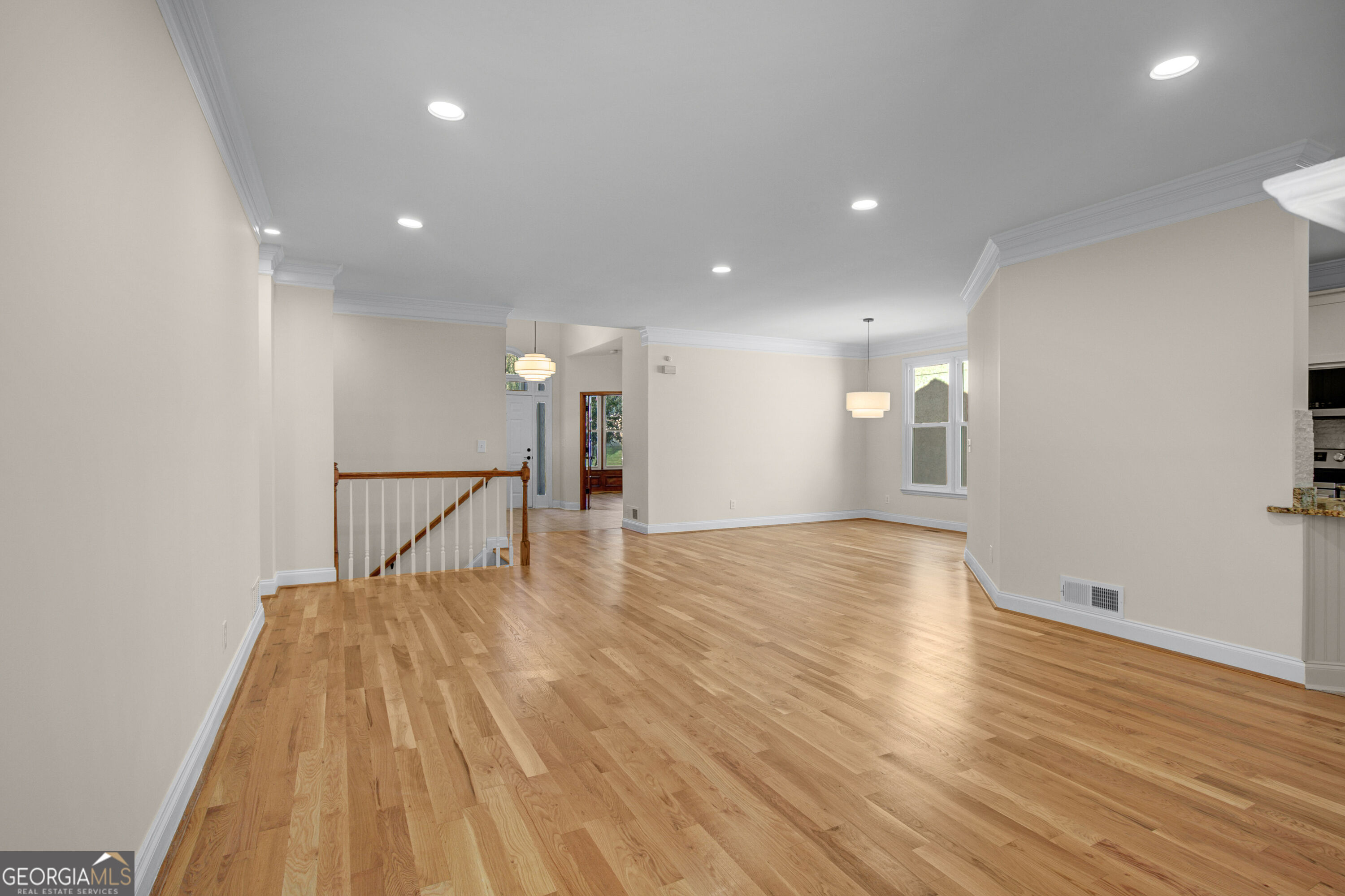 121 Augusta Drive Property Photo 39