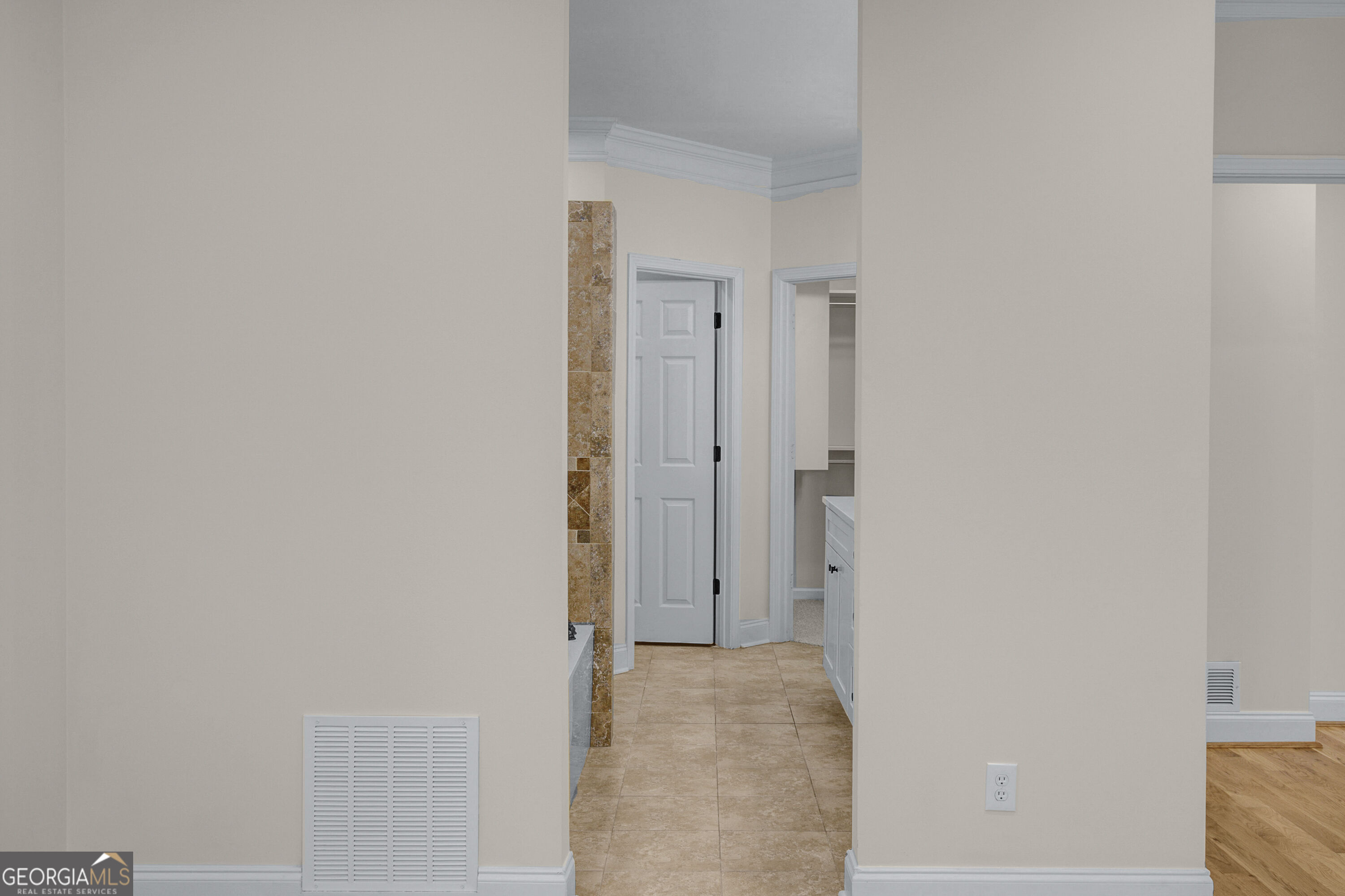 121 Augusta Drive Property Photo 43