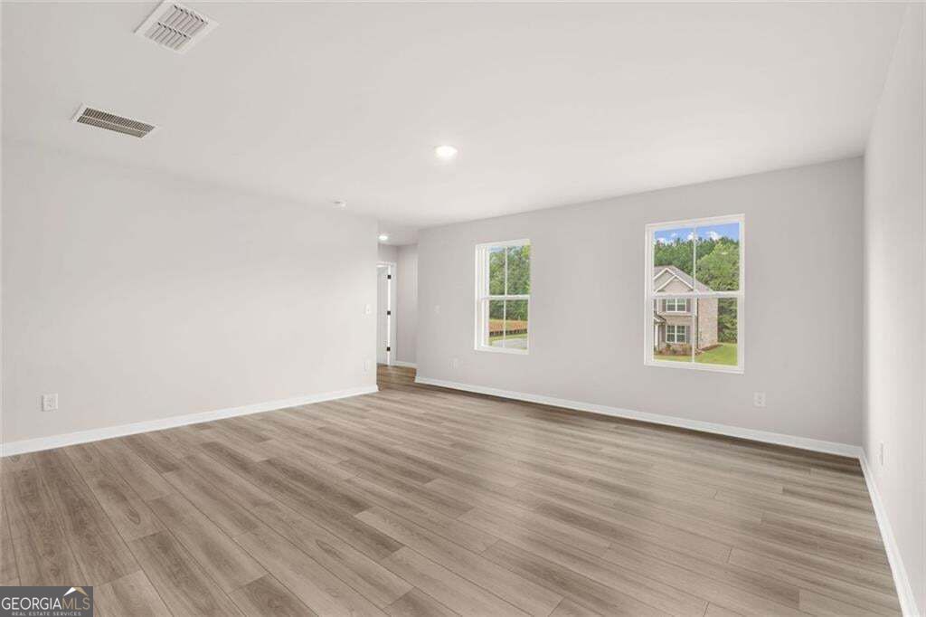 405 Amberleaf Cove Property Photo 6