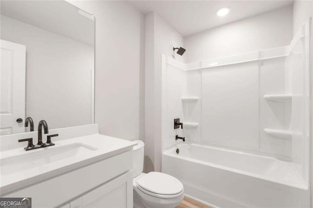 405 Amberleaf Cove Property Photo 21