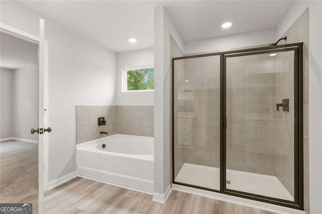 405 Amberleaf Cove Property Photo 25
