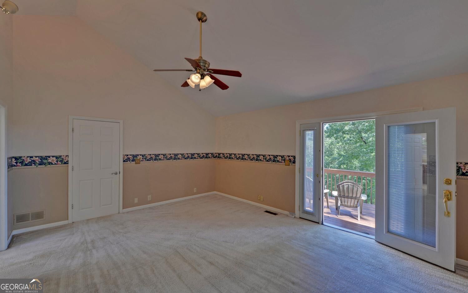 447 Emerald Ridge Property Photo 19