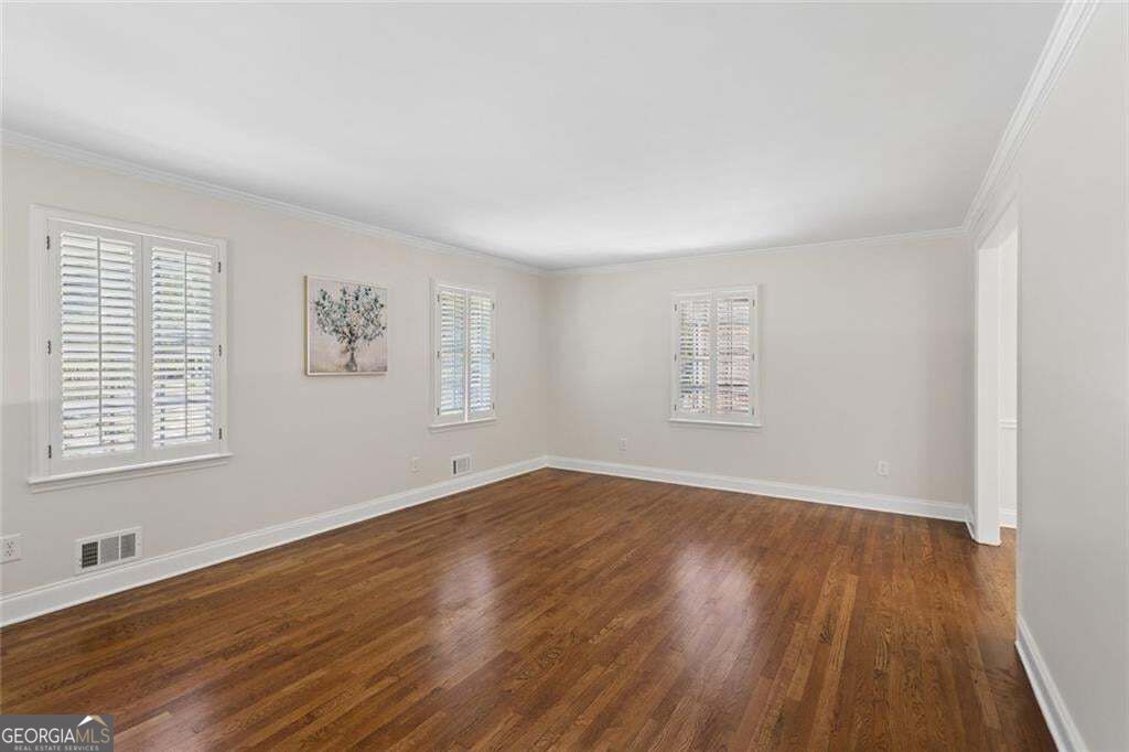3060 Greenwood Trail Se Property Photo 14