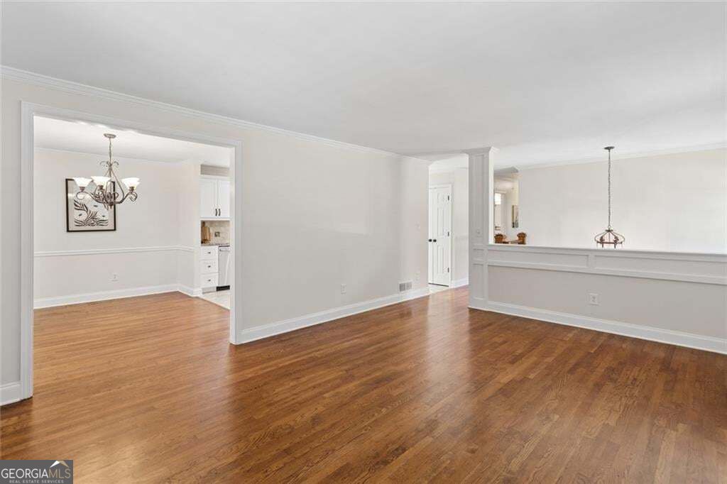 3060 Greenwood Trail Se Property Photo 16